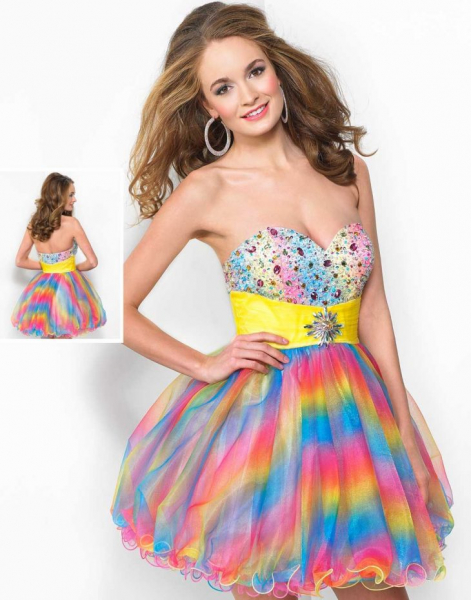 Картинки разноцветных платьев (30 фото)