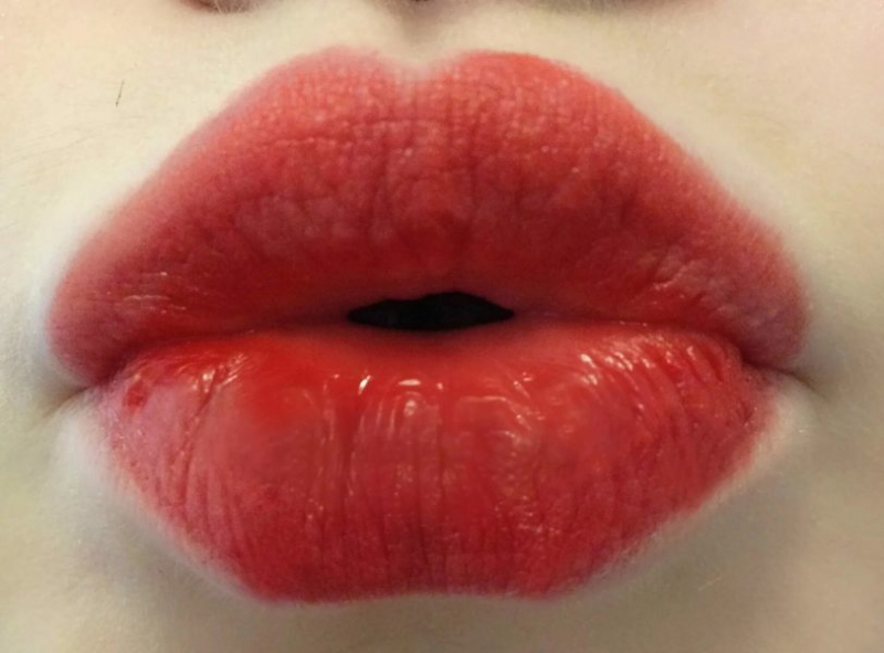 Красивые женские губки: 170 сочных фото