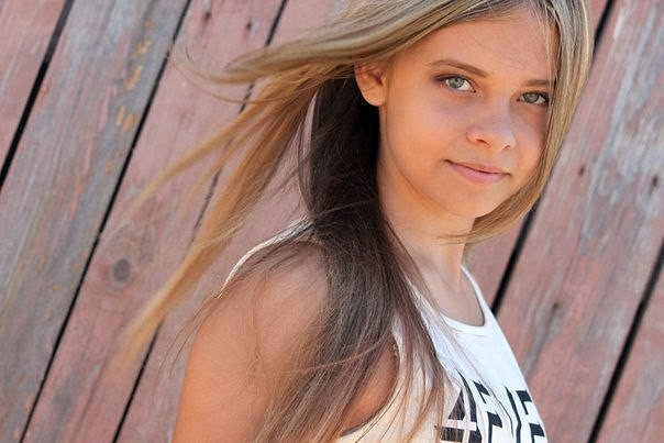Самые красивые девушки 11 лет (150 фото)