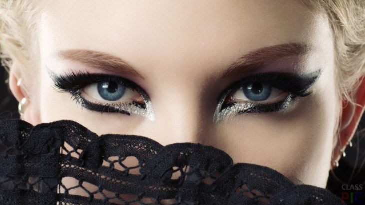Самые красивые девушки с голубыми глазами (150 фото)