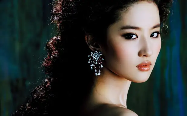 Самые красивые китайские девушки (150 фото)